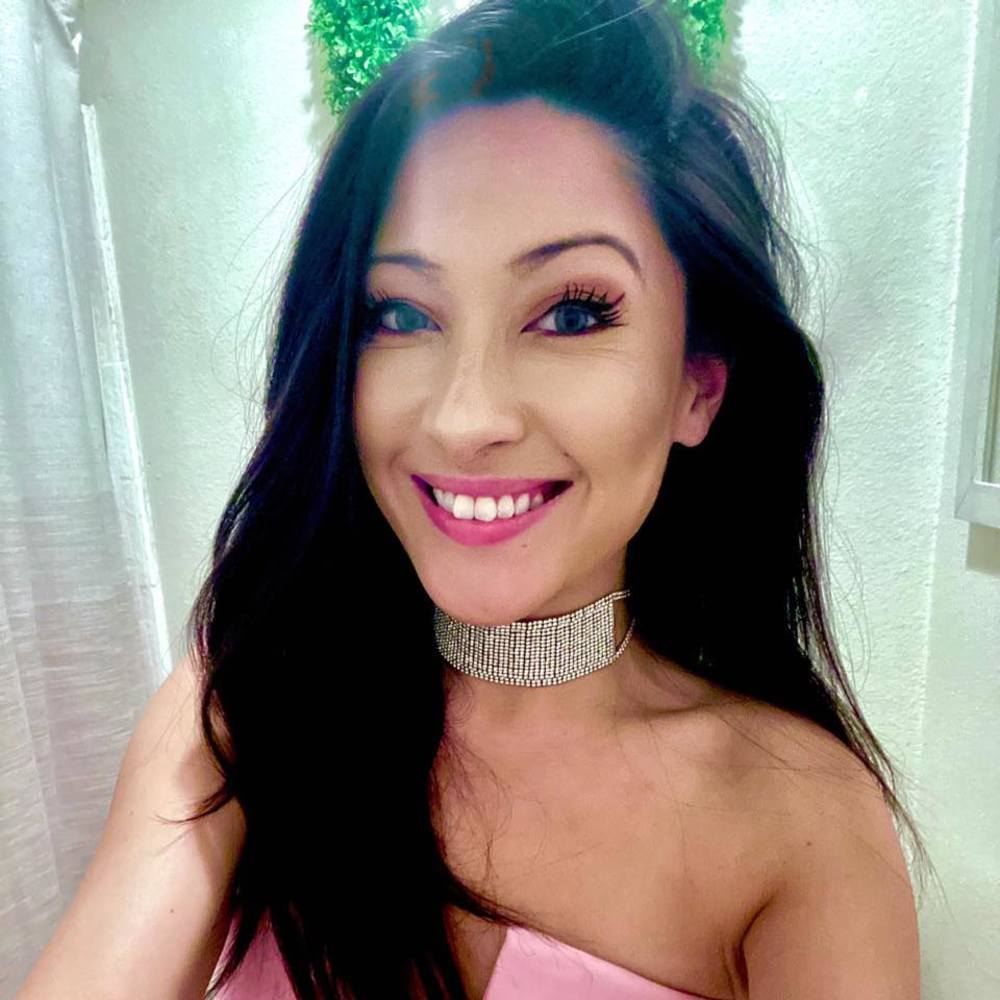 Meet your Posher, Christina